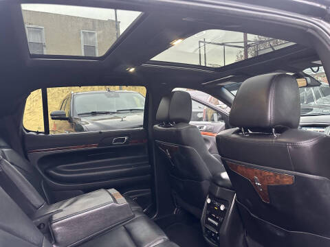 2019 Lincoln MKT Town Car Livery Fleet