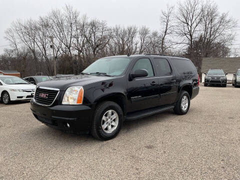 2013 GMC Yukon XL for sale at Shakopee Redline Motors in Shakopee MN