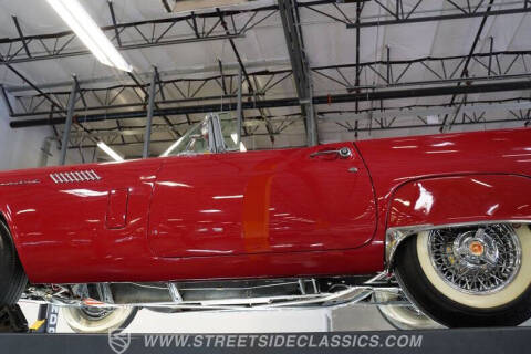 1957 Ford Thunderbird