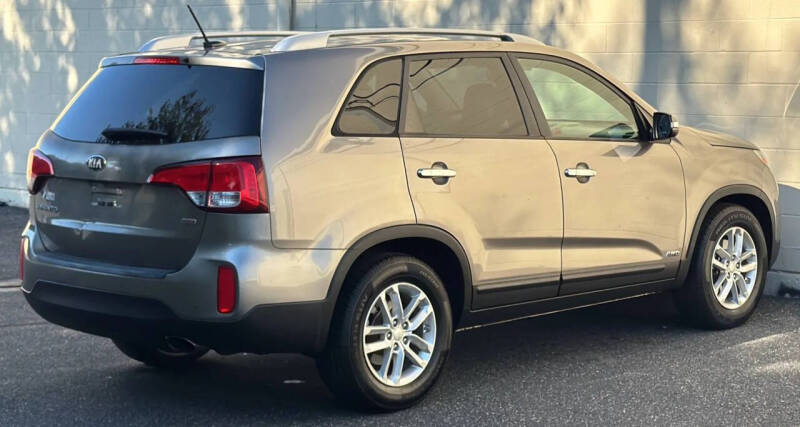 2014 Kia Sorento LX