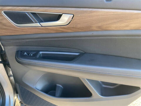 2024 Volkswagen Atlas SE