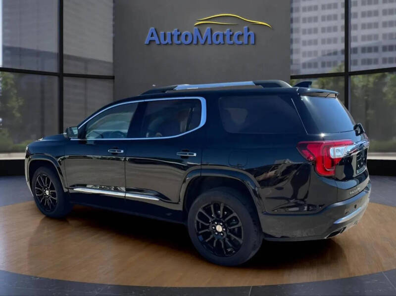 2022 GMC Acadia Denali