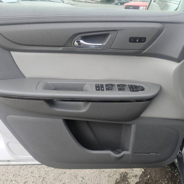 2017 GMC Acadia Limited