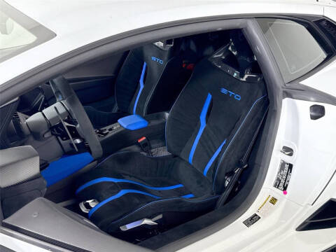 2021 Lamborghini Huracan STO