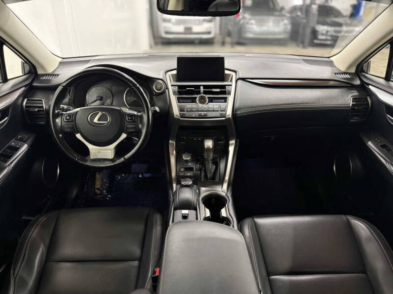 2017 Lexus NX 200t