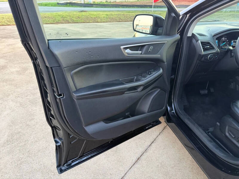 2022 Ford Edge