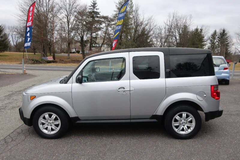 2006 Honda Element for sale at GEG Automotive in Gilbertsville PA