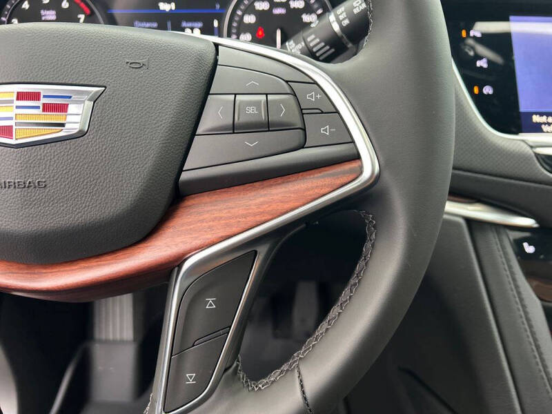 2026 Cadillac XT5 Premium Luxury