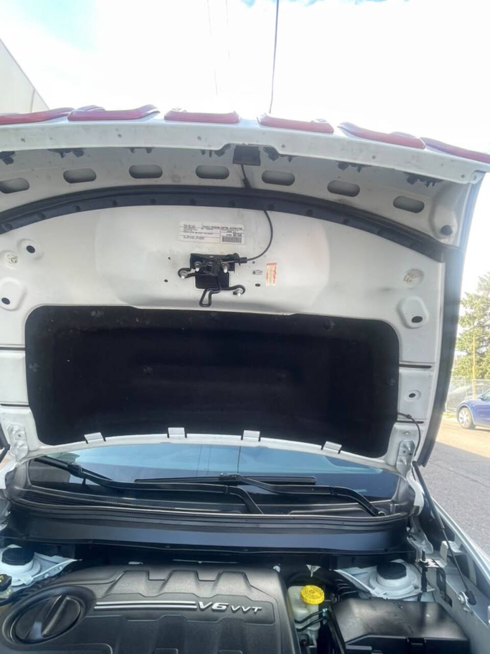 View vehicle photo 5