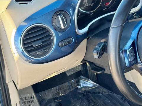 2019 Volkswagen Beetle 2.0T SE