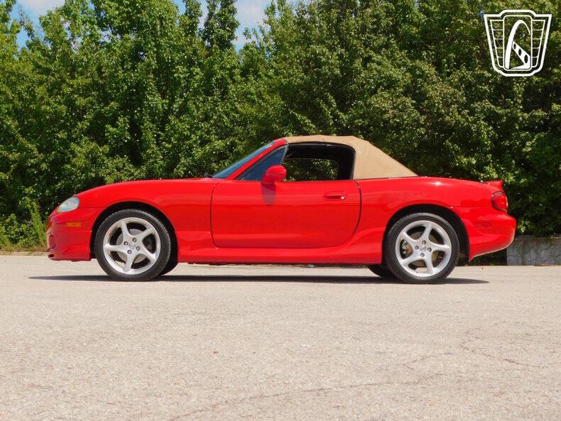 2002 Mazda MX-5 Miata LS