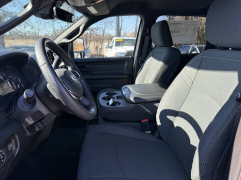 2026 RAM 2500 Black Express