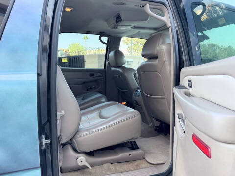 2005 GMC Yukon XL Denali