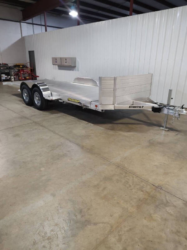 2026 Aluma 8218H TILT