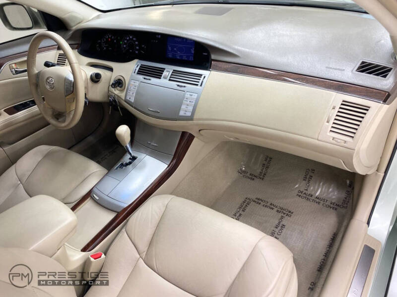 2008 Toyota Avalon XLS