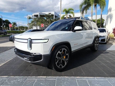 2023 Rivian R1S Adventure