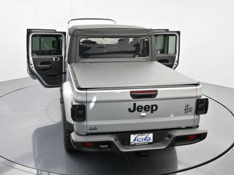 2022 Jeep Gladiator Willys