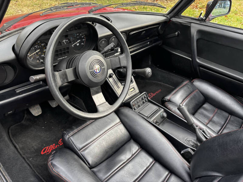 1988 Alfa Romeo Spider Veloce