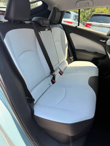 2019 Toyota Prius XLE