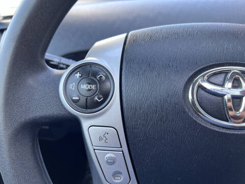 2013 Toyota Prius Three