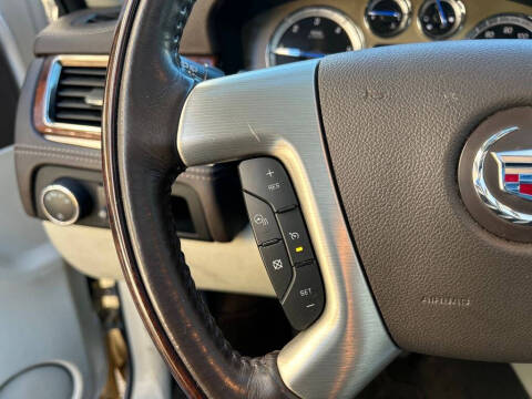 2013 Cadillac Escalade Platinum Edition