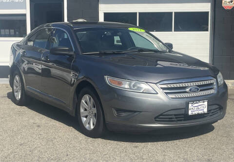 2011 Ford Taurus SE