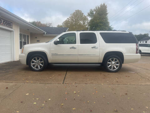 2013 GMC Yukon XL for sale at H3 Auto Group in Huntsville TX