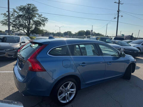2015 Volvo V60 T5 Drive-E Platinum