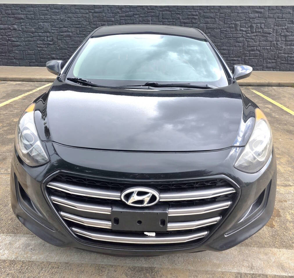 2016 Hyundai Elantra GT Base 4dr Hatchback 6A - Black exterior view 8