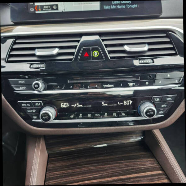 2018 BMW 5 Series 530e xDrive iPerformance