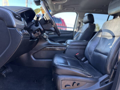 2017 Chevrolet Suburban LT
