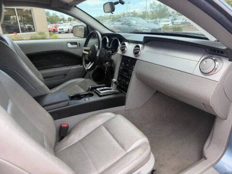2008 Ford Mustang V6 Deluxe