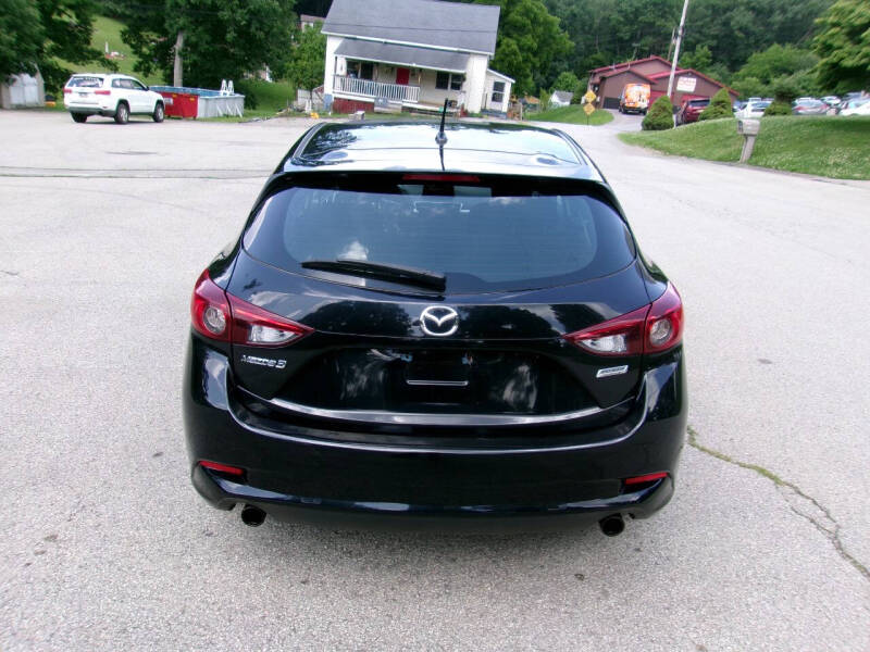 2018 Mazda MAZDA3 Sport