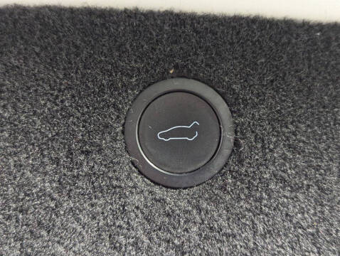 2023 Tesla Model X Standard Range