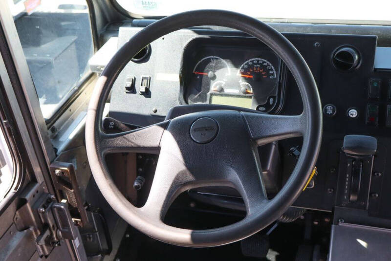 2020 Freightliner MT45 Chassis