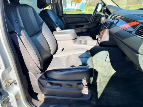 2013 Chevrolet Avalanche LT Black Diamond