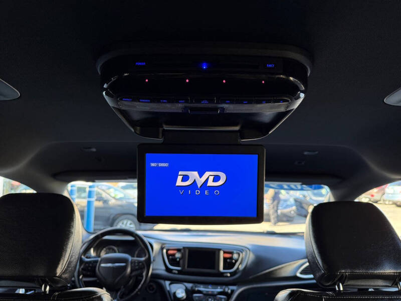 2019 Chrysler Pacifica Touring L