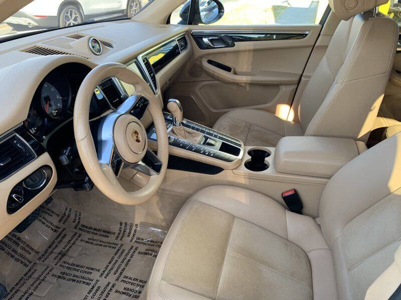 2015 Porsche Macan S