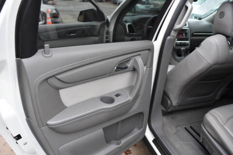 2013 GMC Acadia SLE-2