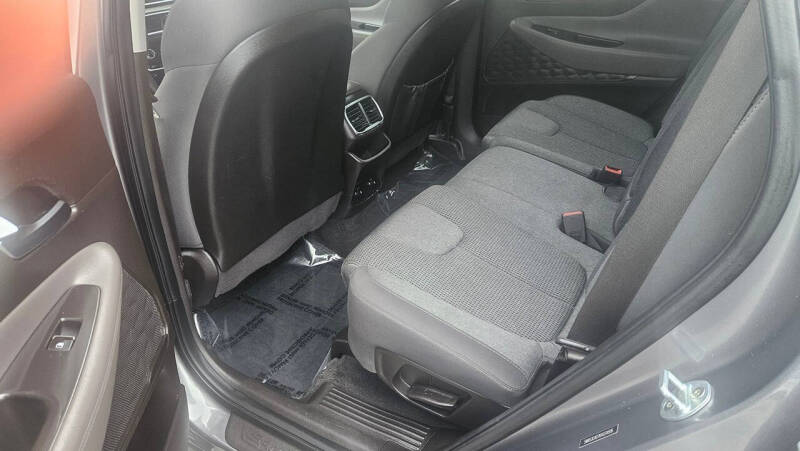 2019 Hyundai Santa Fe SEL 2.4L