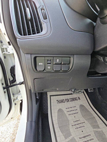 2013 Kia Rio 5-Door SX