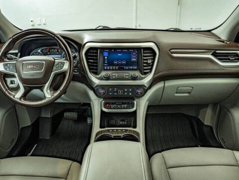 2020 GMC Acadia SLT