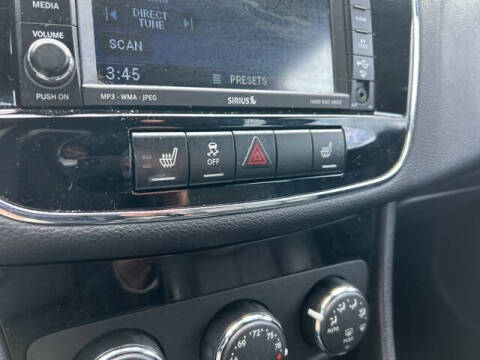 2011 Chrysler 200 Limited