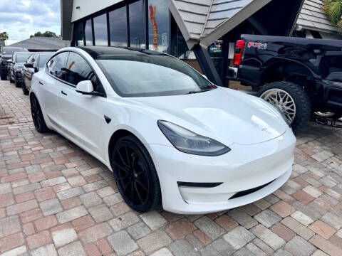 2021 Tesla Model 3 Standard Range Plus
