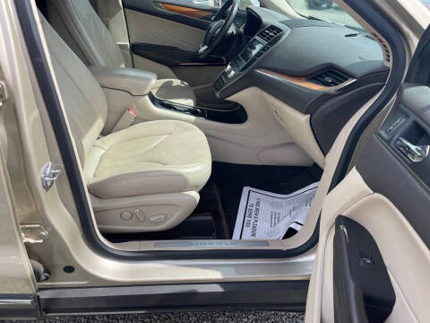 2017 Lincoln MKC Select