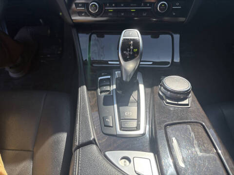 2016 BMW 5 Series 528i