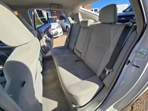 2010 Toyota Prius III