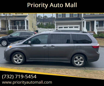 2018 Toyota Sienna for sale at Mr. Minivans Auto Sales - Priority Auto Mall in Lakewood NJ