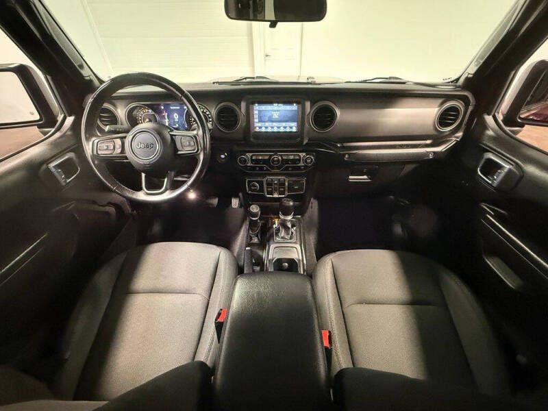 2022 Jeep Gladiator Willys