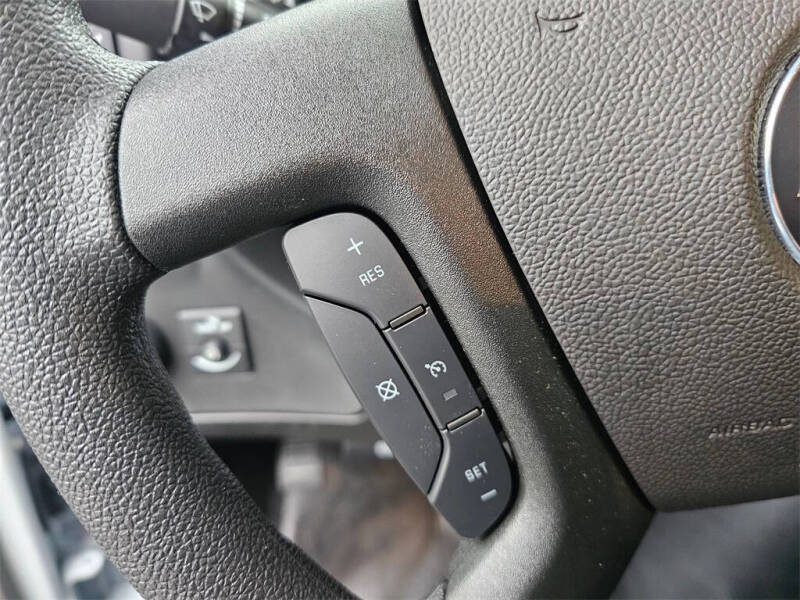 2025 Chevrolet Express 2500